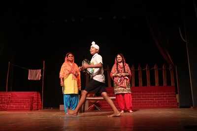 Punjabi play Rand De Basanti evokes emotions of patriotism | Events ...