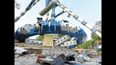 Kankaria accident: 2 dead, 29 injured in Kankaria ride crash ...
