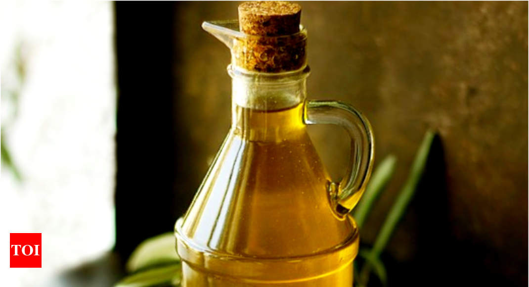 vegetable-oil-imports-up-6-at-11-05-lakh-tonnes-in-june-on-higher