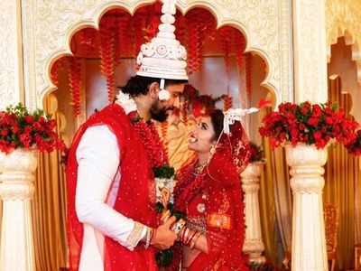 Charu Asopa and Rajeev Sen celebrate one month anniversary; share unseen wedding pics