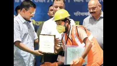 Delhi: DJB to distribute free safety kits to sewer workers