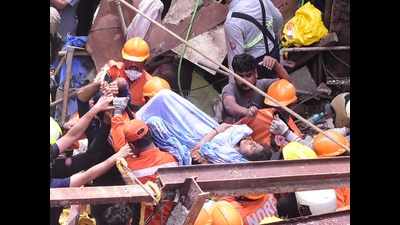 Mumbai building collapse: Priyanka Gandhi asks Congress workers to help in relief and rescue ops