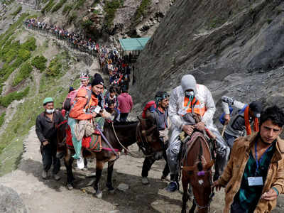 Fresh batch of 4,584 pilgrims leaves Jammu for Amarnath
