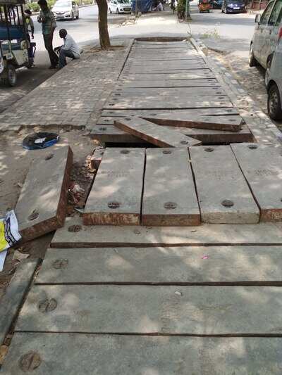 Poor condition of footpath - Times of India