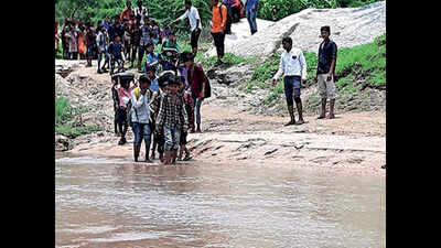 Gujarat: Monsoon pushes 42 village kids to school 20 km away | Vadodara ...