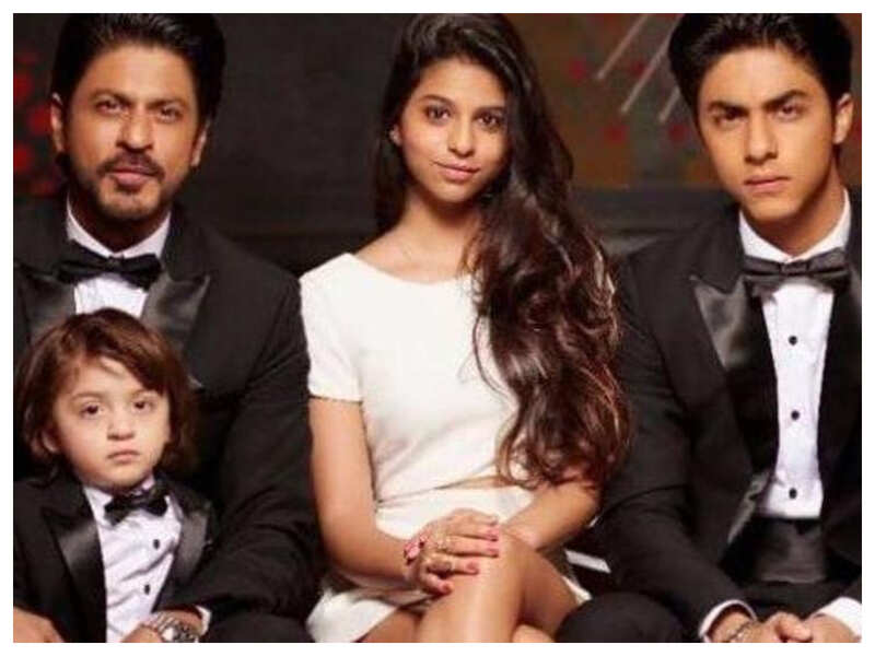 Photos: Shah Rukh Khan holidays with family in Maldives | Hindi ...