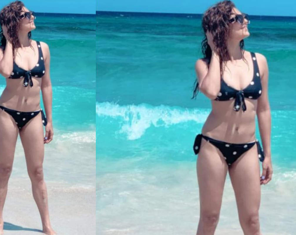 
TV actress Drashti Dhami's sizzling bikini picture all the way from Formentera
