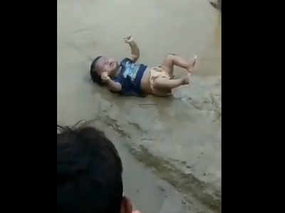 FACT CHECK: This 3-month-old child did not die in Bihar floods, he was killed by his mother