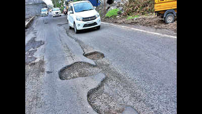 Potholes to prick commuters as trenching method finds no takers