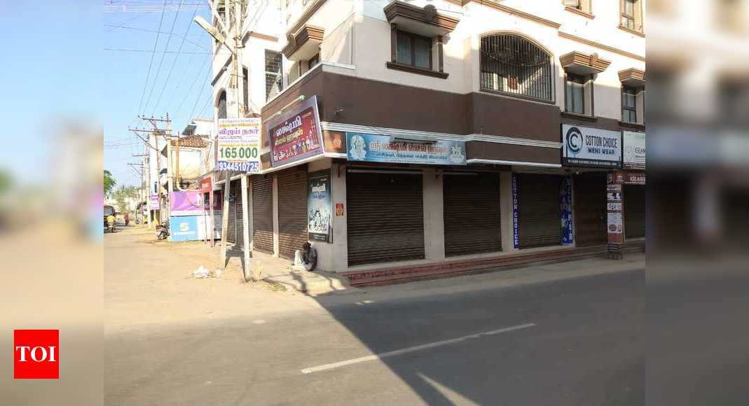 Traders down shutters demanding creation of Mayiladuthurai district ...