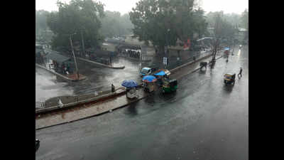 Rains bring respite from heat in Vadodara