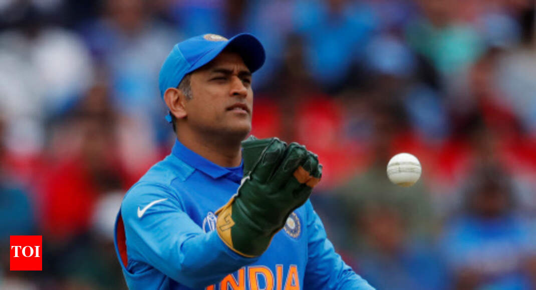 Dhoni told he’s ‘no longer in scheme of things’