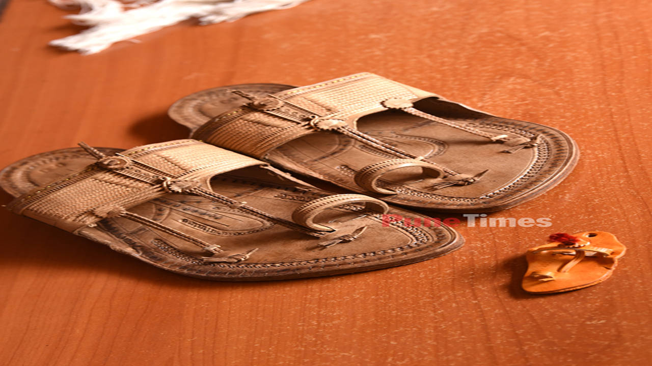 Original Kolhapuri Leather Sandals Chappal Ethnic Indian Kurta Shoes Size 8  | eBay