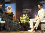 Sadhguru Jaggi Vasudev and KL Rahul 