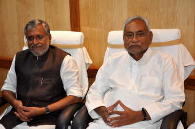 Sushil Modi denies rift, says Nitish will lead NDA in Bihar polls