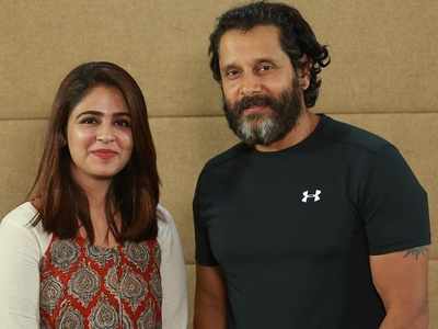 Actress Malavika Wales enjoys a fangirl moment with Chiyaan Vikram