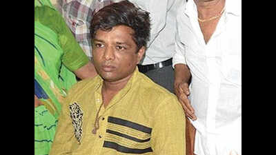 Gujarat: School teacher arrested for showing porn to Class V girls ...