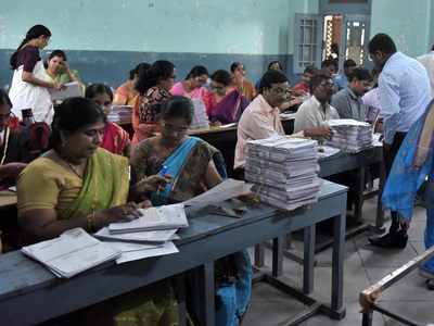 CBSE to unburden evaluators by reducing the number of answer sheets checked in a day