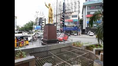 Hyderabad: Fountains go dry, public money down the drain