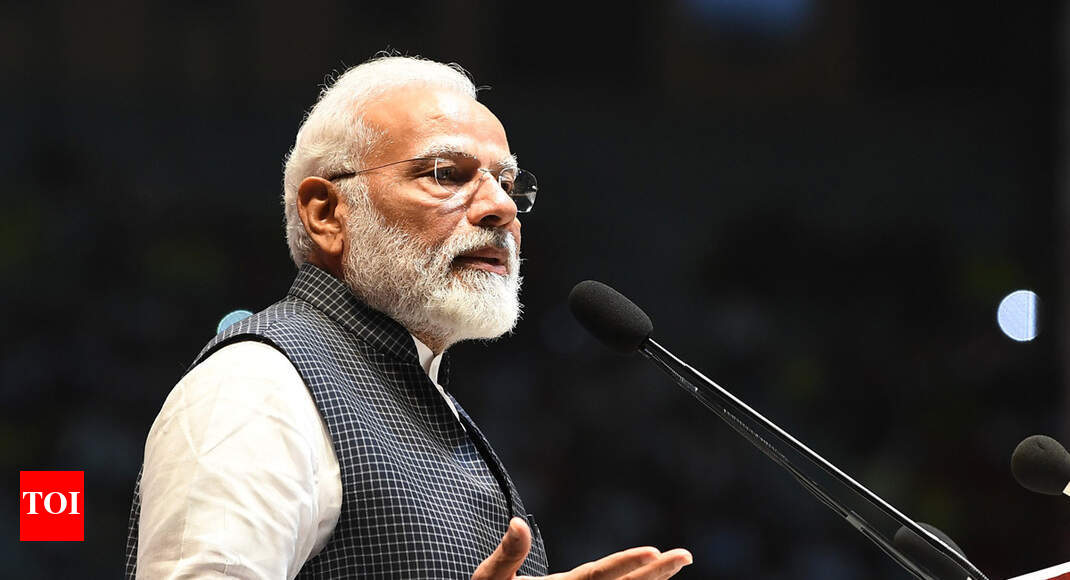 Modi calls for more integrated defence forces