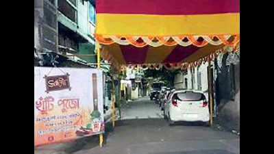 Political tussle over control of south Kolkata puja