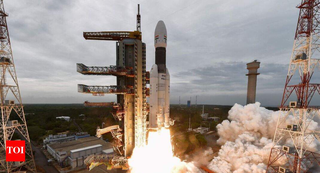 Chandrayaan-2 may orbit Moon for 2 years