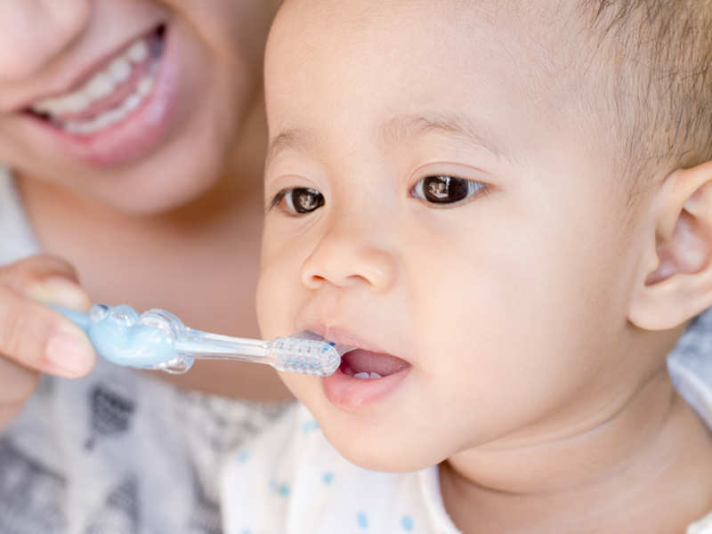 4 ways to take care of your baby's oral hygiene