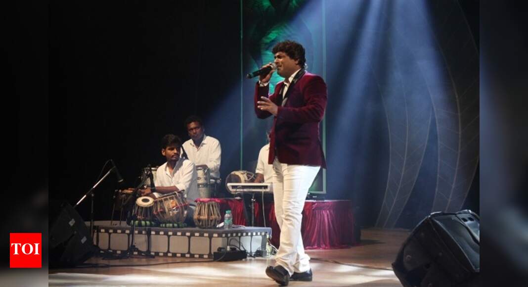 City singers gave a wonderful tribute to Rajesh Khanna | Events Movie ...