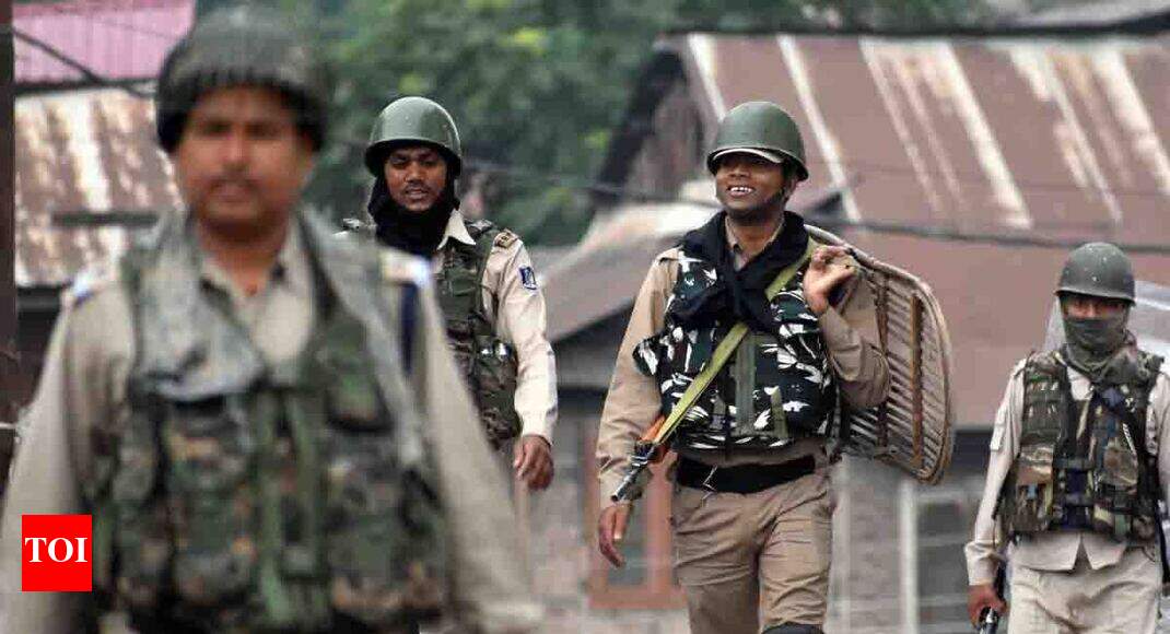 Fresh orders to J&K cops keep Kashmir on the edge
