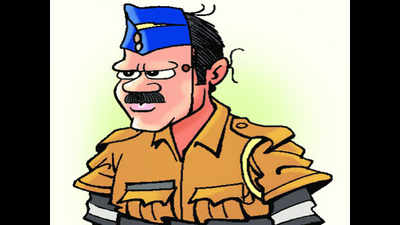 College professor loses Rs 1 lakh to fake police officer in Delhi