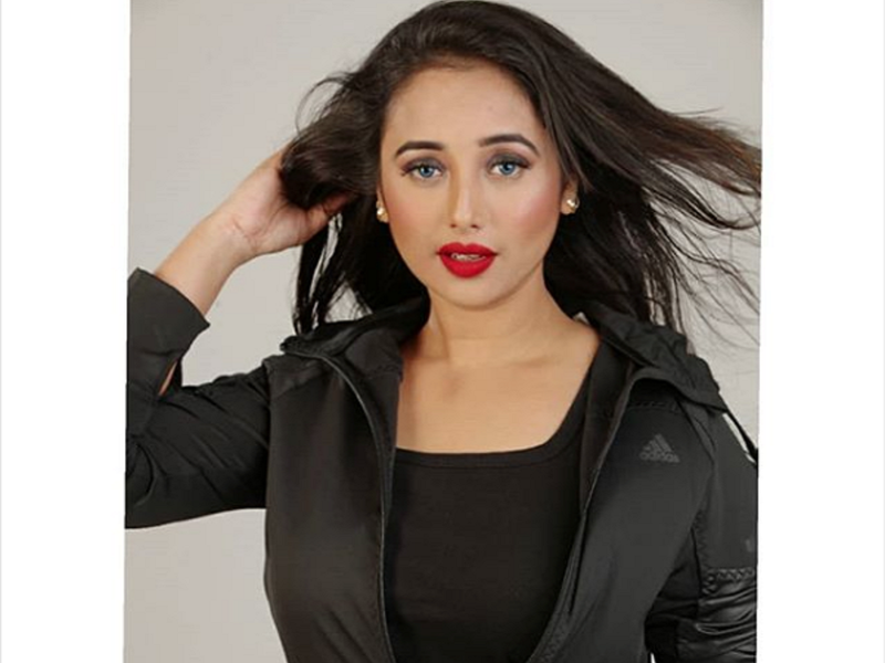 Photo: Rani Chatterjee looks like an absolute beauty in black in her