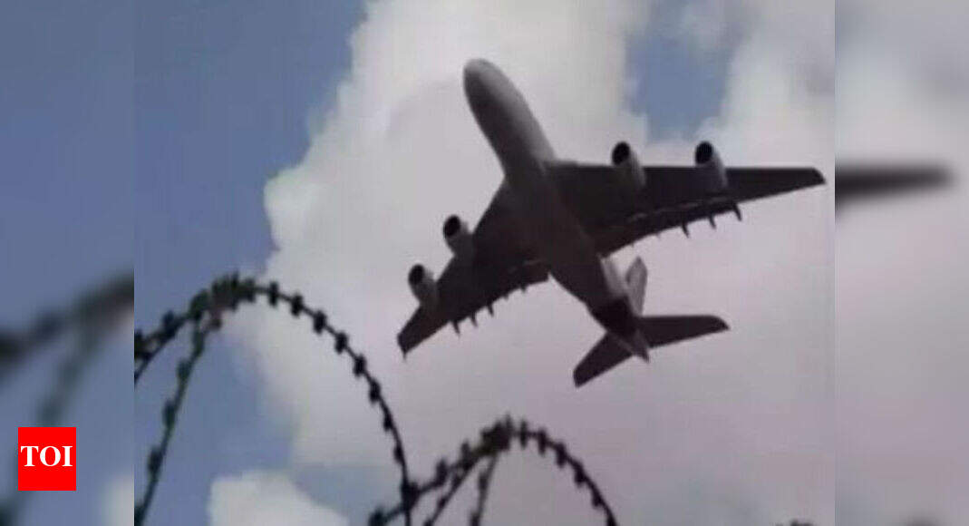 6 senior exJet pilots caught cheating during test, grounded India