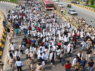 Delhi: Doctors’ stir leads to chaos at AIIMS and beyond; patients bear the brunt