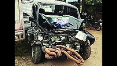 Meerut cop meets with tragic end as jeep chasing criminals hits a truck ...