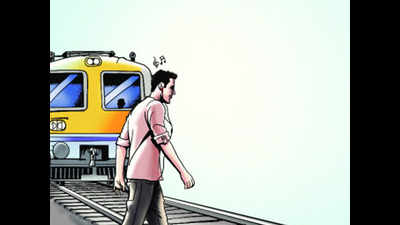 Earphones on, Kolkata teen run over by train