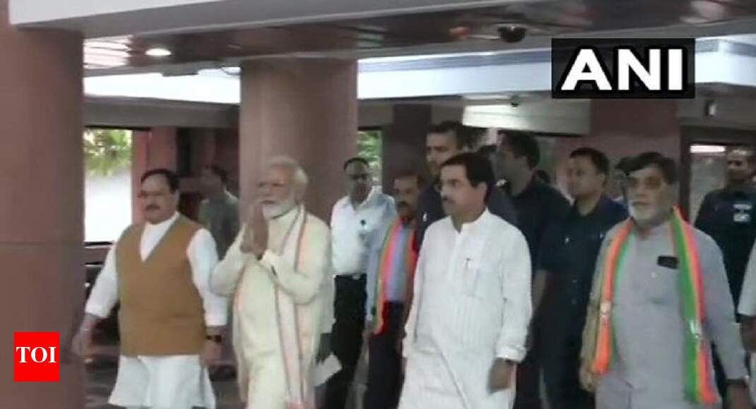 Work to win over all: PM Modi to BJP MPs