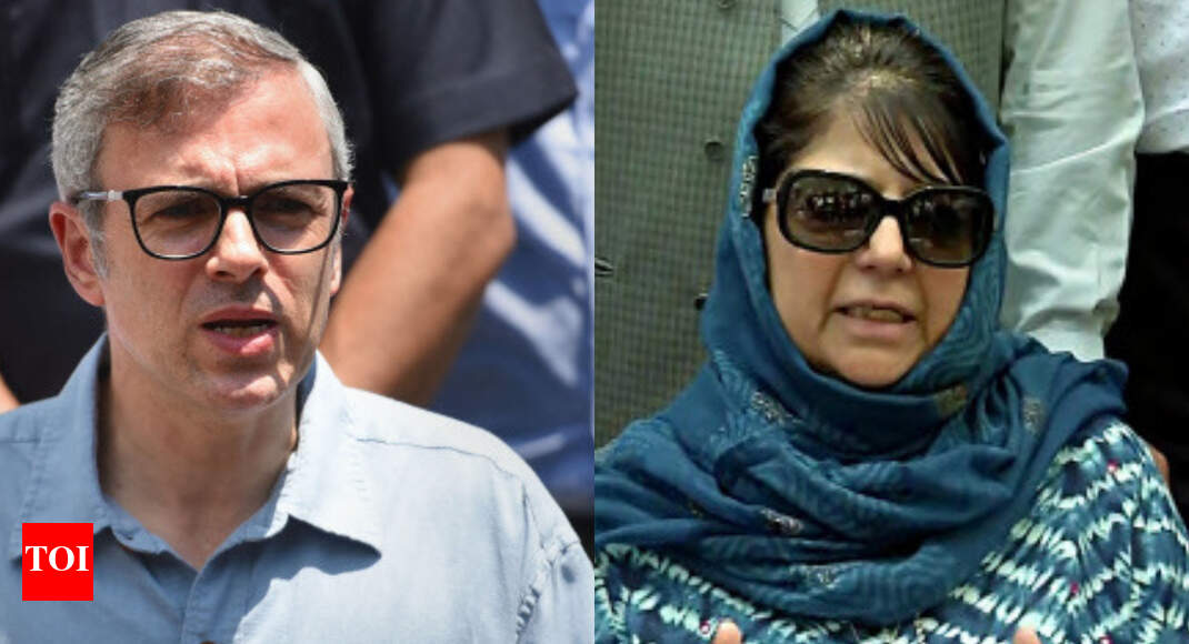 J&K: Omar, Mehbooba, Sajad placed under house arrest at midnight