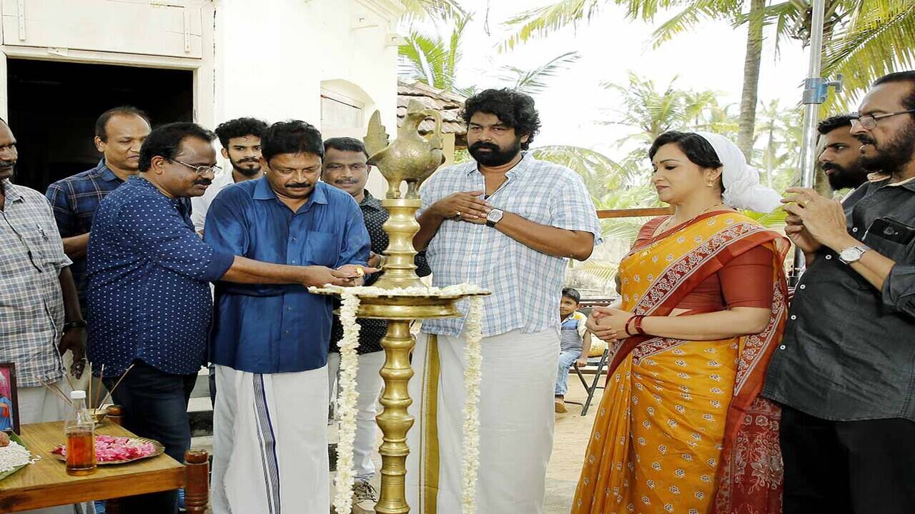 Qin qisqaradi va jinsiy olatni tashqariga itarib yuboriladi.