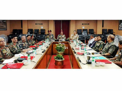 Army commander chairs core group meeting in Srinagar; assures high level readiness