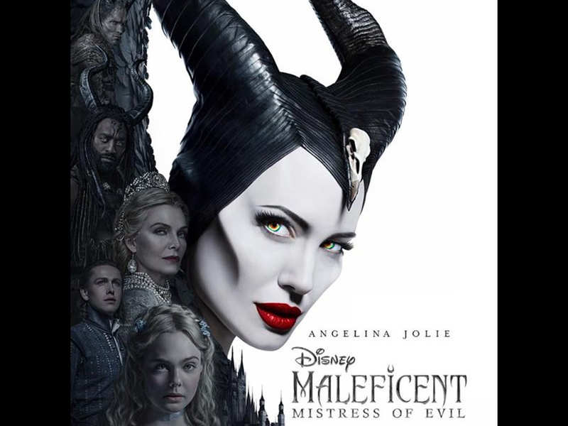 Maleficent Mistress Of Evil Angelina Jolies Devilish Stare Look