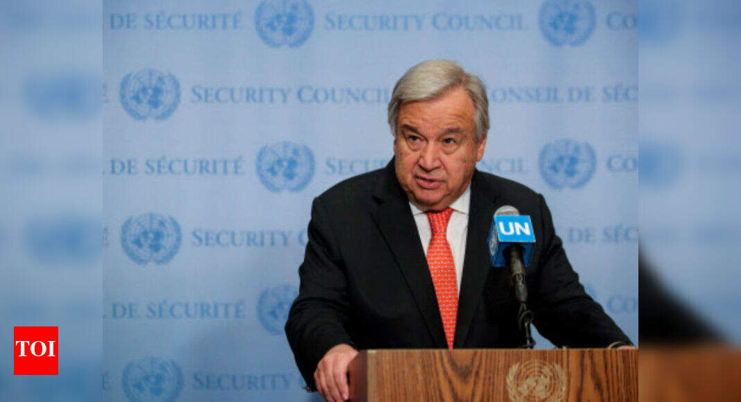 UN urges India, Pakistan to 'exercise restraint' as it follows Kashmir ...
