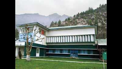 Amul to help develop dairy sector in Jammu and Kashmir | Vadodara ...