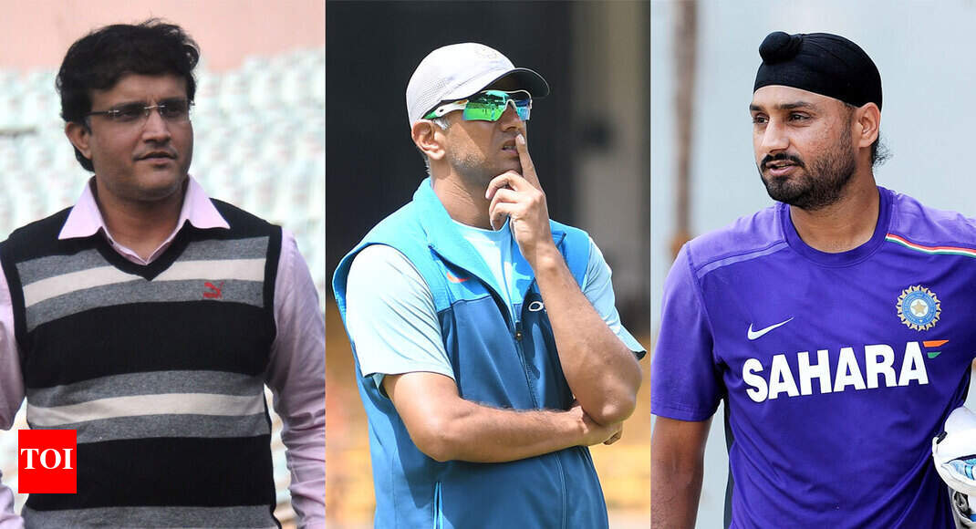 God help Indian cricket: Ganguly on Dravid notice