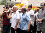 J Om Prakash's last rites