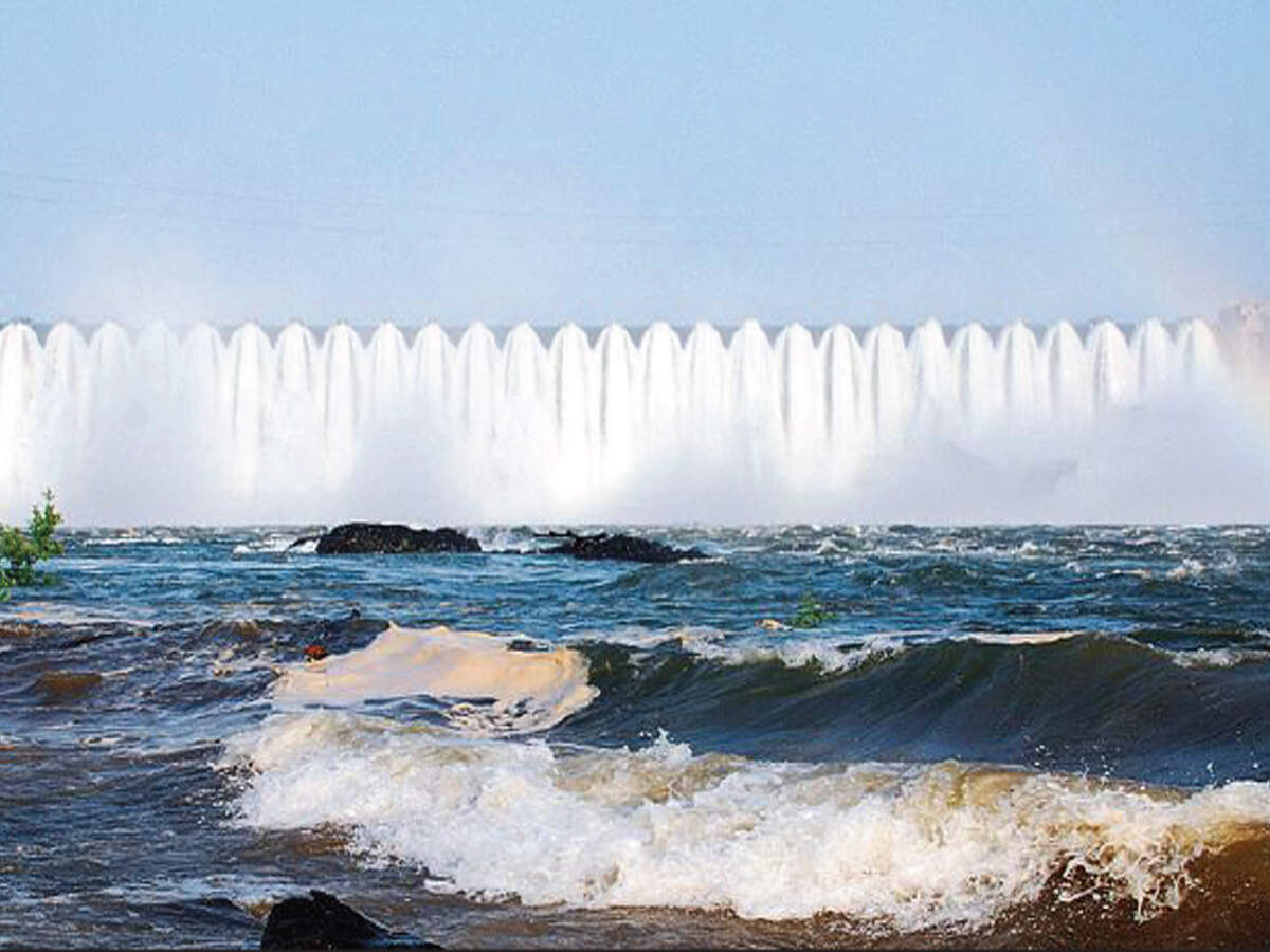 Narmada dam to be filled only up to 131m: Nitin Patel | Ahmedabad News -  Times of India