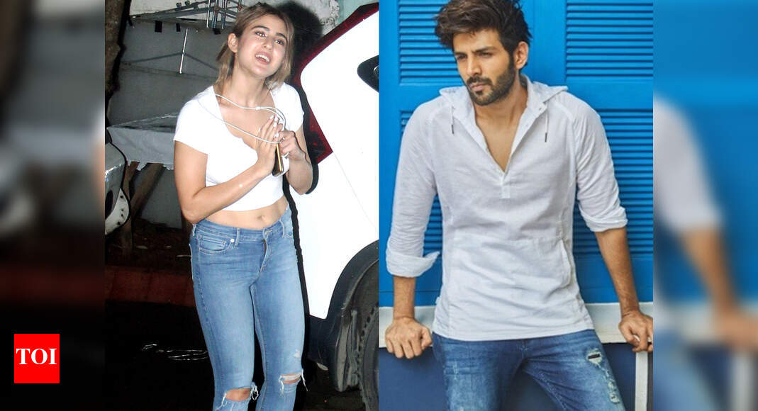 Rumoured Couple Sara Ali Khan And Kartik Aryan Prove White T Shirt With Blue Jeans Is A Sexy Combination Times Of India