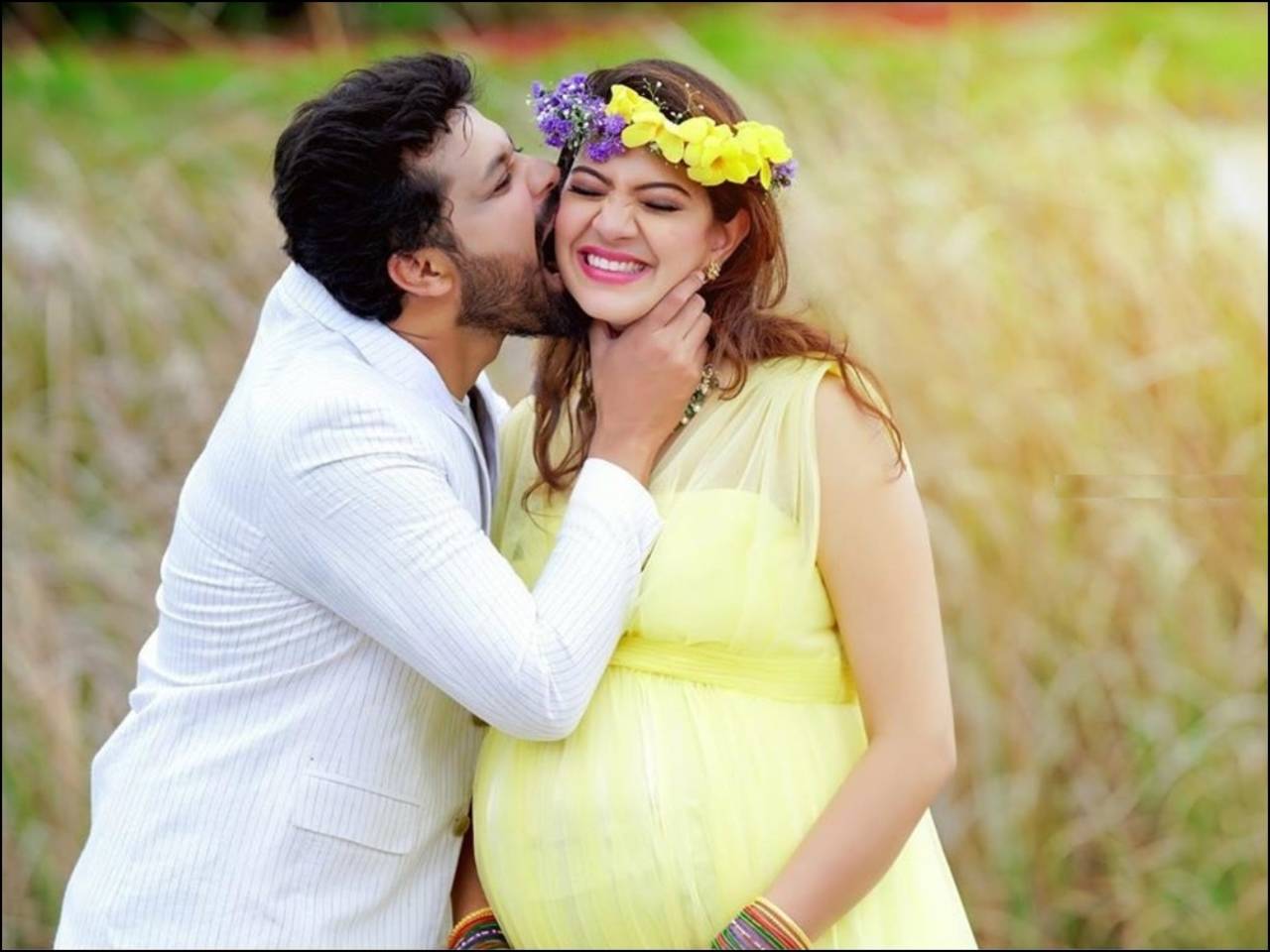1280px x 960px - Cute pictures: Geetha Madhuri and Nandu embrace the former's pregnancy in  style | Telugu Movie News - Times of India