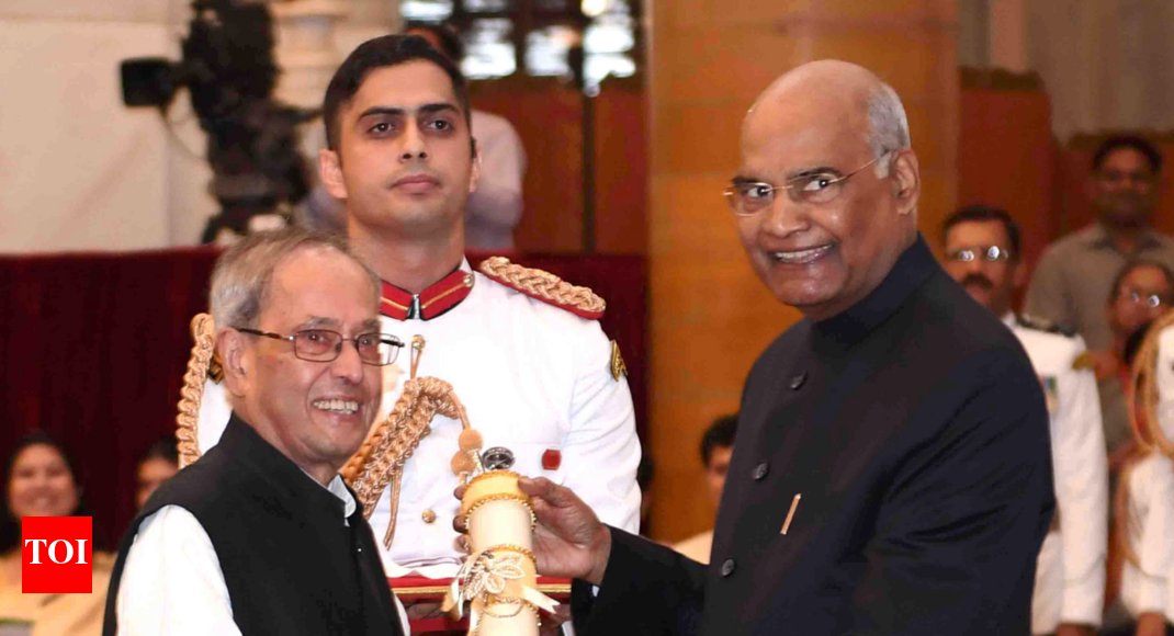 Prez confers Ratna on Pranab, Bhupen, Nanaji