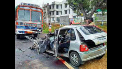 Four Tirupur spinning mill workers die as car hits truck | Coimbatore ...