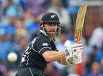 NZ captain Kane Williamson eats birthday cake from Sri Lankan fan